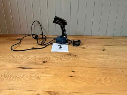Photo of free Hand clothes steamer (Storridge WR13) #2