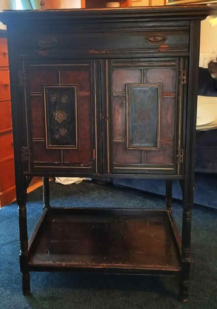 Photo of free Small Vintage/Antique Cabinet (Camberwell SE5) #1