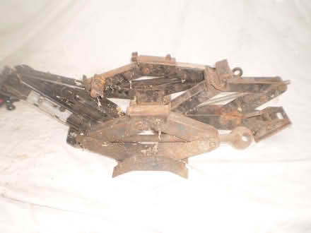 Photo of free 4 x Car Jacks (Oxton CH43) #1