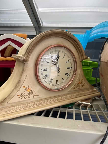 Photo of free Mantle clock (Oradell) #1