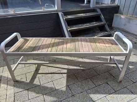 Photo of free Garden bench, metal frame (BT8) #1