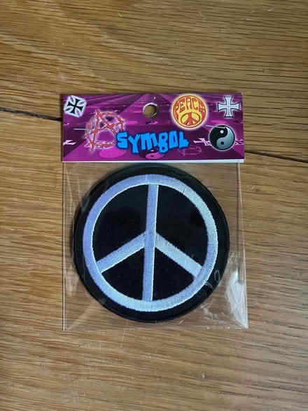 Photo of free iron on patch (Poulner BH24) #1