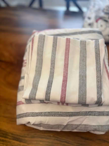 Photo of free Queen size Sheets/Duvet Cover (Kanata Lakes) #2