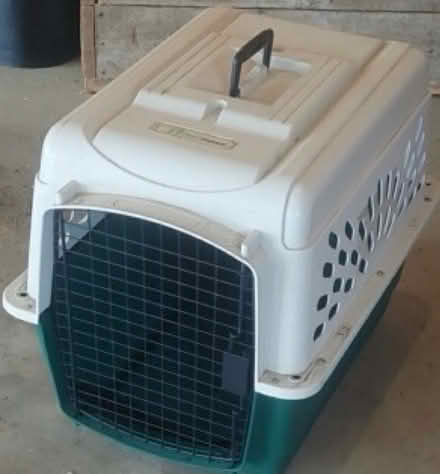 Photo of free Pet carrier (Amherst) #1