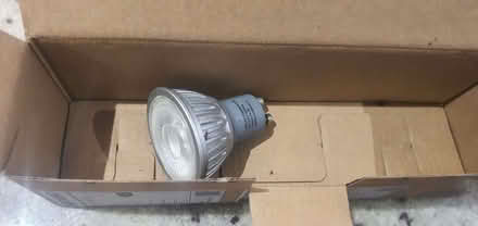 Photo of free 5 x gu10 led bulbs (Elmers End BR3) #3