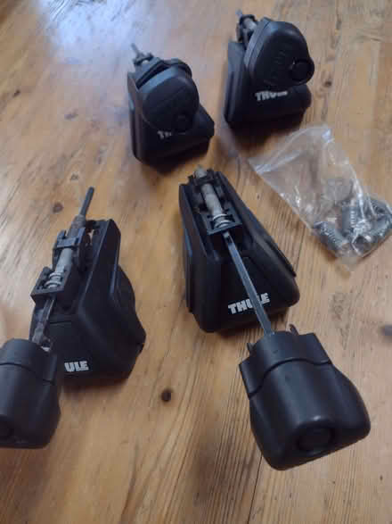 Photo of free Thule roof bar fitings (Station Area RG21) #1