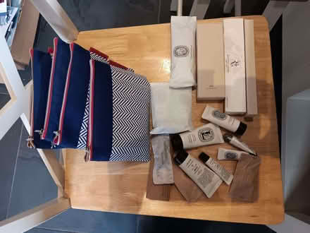 Photo of free airline freebies (toiletries) (Bournville B30) #1