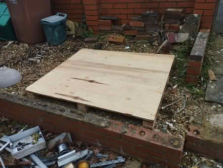 Photo of free Plywood pallet (Rose Hill OX4) #1