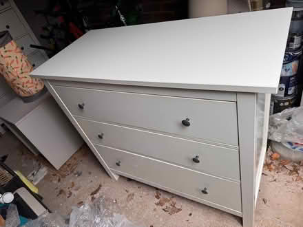 Photo of free White chest of drawers (Cheadle Hulme SK8) #1