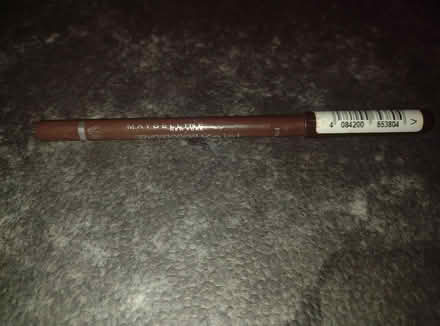 Photo of free New brown eyeliner pencil (Corby NN18) #1
