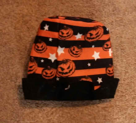 Photo of free Halloween hat (Twyford RG10) #2