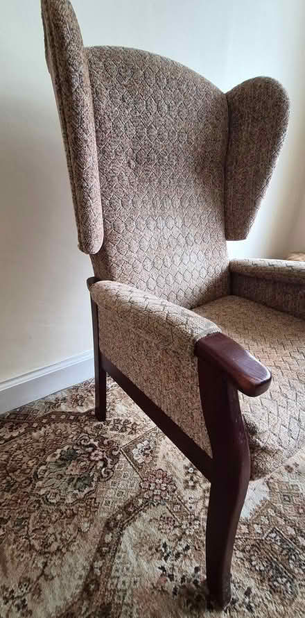 Photo of free High Backed Winged Armchair (WN5 8SJ) #4