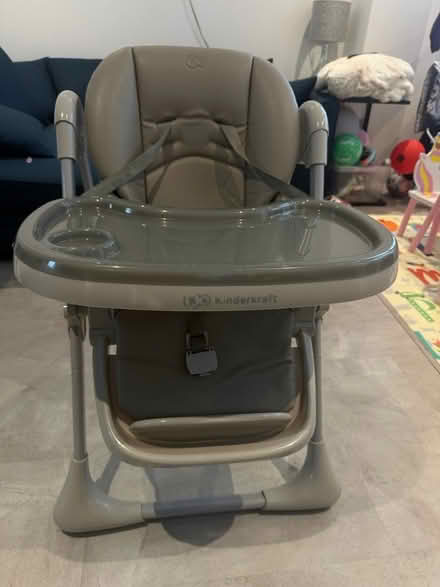 Photo of free Baby chair (SE6) #1