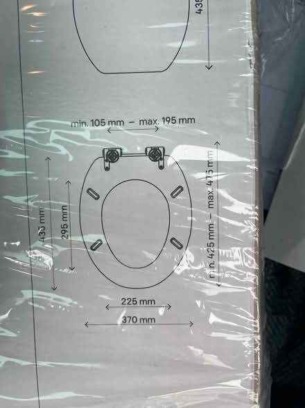 Photo of free Toilet seat brand new (Brentford) #1