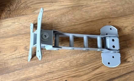 Photo of free TV with DVD player (Maidenhead SL6) #4