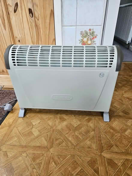 Photo of free Delonghi Heater (Ibstock LE67) #1