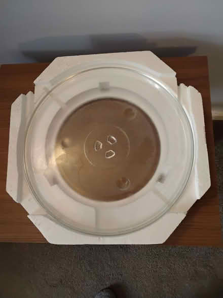 Photo of free Microwave glass plate (Cherwell Heights OX16) #1