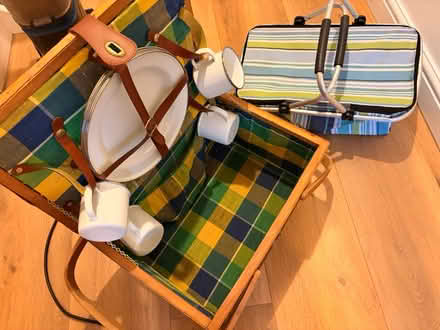 Photo of free Picnic Basket (never used) (S35 Chapeltown) #1