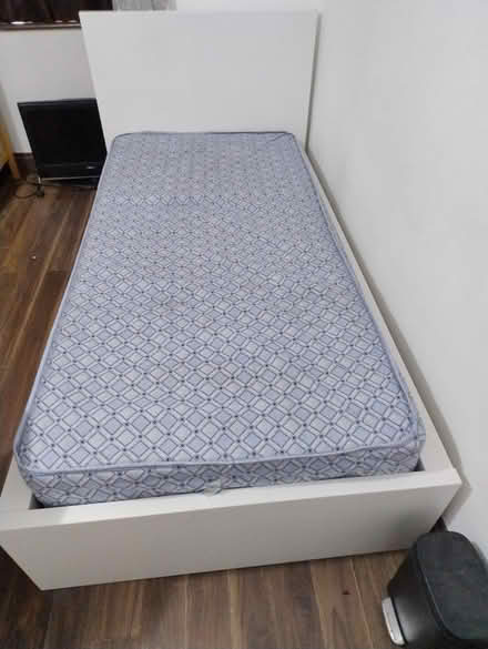 Photo of free Single bed with mattress (Forest Hill SE23) #2