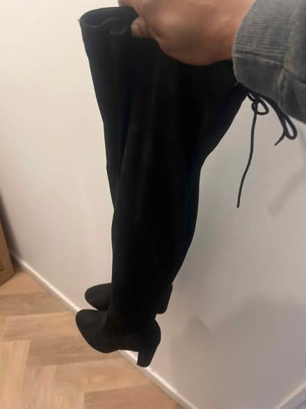 Photo of free Thigh high velvet boots (Peckham, SE15) #1