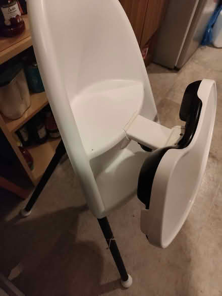 Photo of free Baby feeding chair Baby Bjorn (Bromham Road MK40) #1