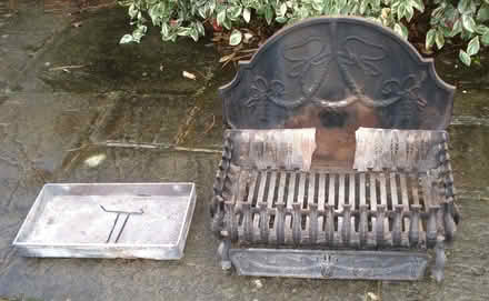 Photo of free 21” Valentia with back fire basket (TN8 near Cowden/Cowden Pound) #1