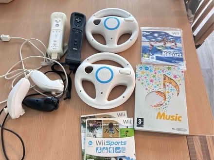 Photo of free Wii accessories (Rayleigh SS6) #1
