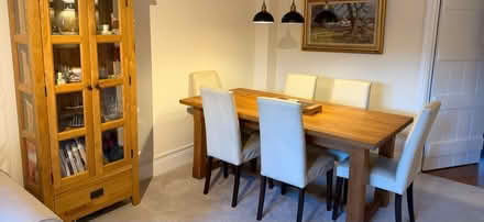 Photo of free 6 dining chairs (Cv376yj) #1