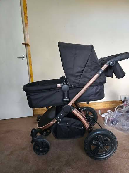 Photo of free Ickle bubba pram (Thornton Heath CR7) #1