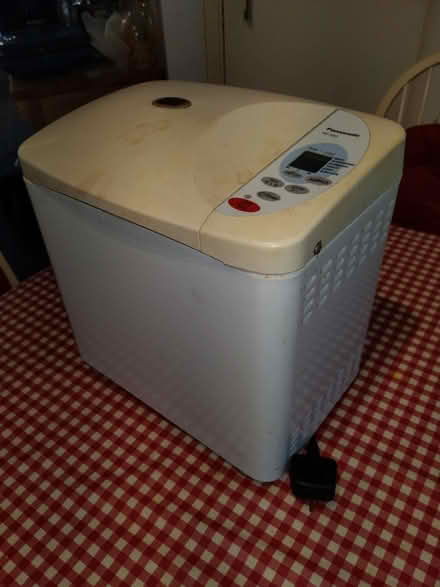 Photo of free Bread Maker (Central Wokingham RG40) #1
