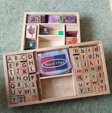 Photo of free Selection of craft stamps and ink pads (Weston) #2