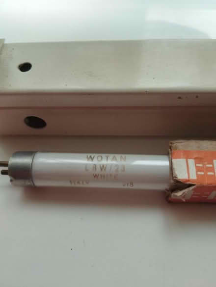 Photo of free Fluorescent light fitting and tube (Rickmansworth High Street WD3) #2