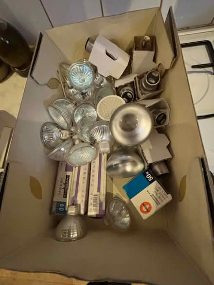 Photo of free Non-LED bulbs (3 boxes) (Queensway/Bayswater W2) #2