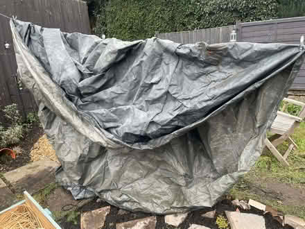 Photo of free XL furniture cover (Wisewood S6) #1