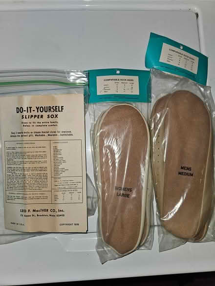 Photo of free DIY slipper socks (Waltham) #2