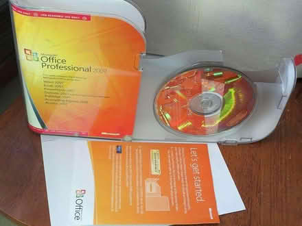 Photo of Microsoft Office disc and key code any version (Downley HP13) #1