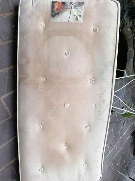 Photo of free pocket sprung single mattress (R95cc03) #1