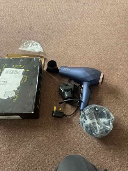 Photo of free Hair dryer and accessories (E5) #2
