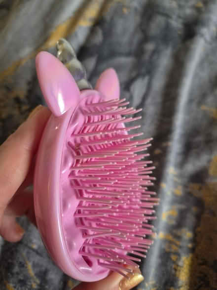 Photo of free Unicorn hair brush (CB4) #2