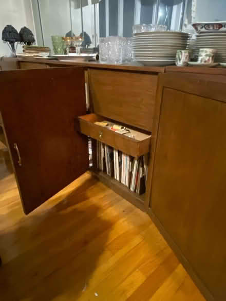Photo of free Vintage Stereo Console (Upper Ft Washington) #2