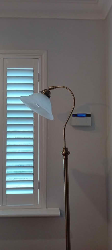 Photo of free Floor Lamp (Oaklands nr Welwyn AL6) #3