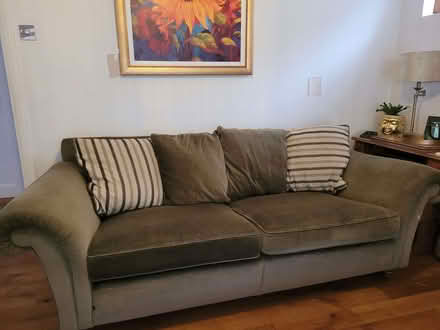 Photo of free Green sofa (Leigh-on-Sea SS9) #1