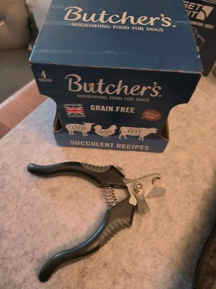Photo of free Dog food and clippers (Borehamwood) #1