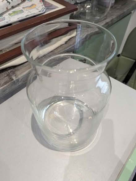 Photo of free Large glass flower vase (Crookes (S10)) #1