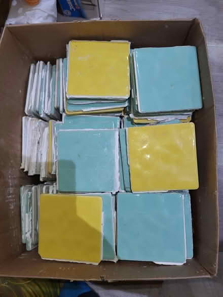 Photo of free Used kitchen tiles (Lee-on-the-Solent PO13) #1