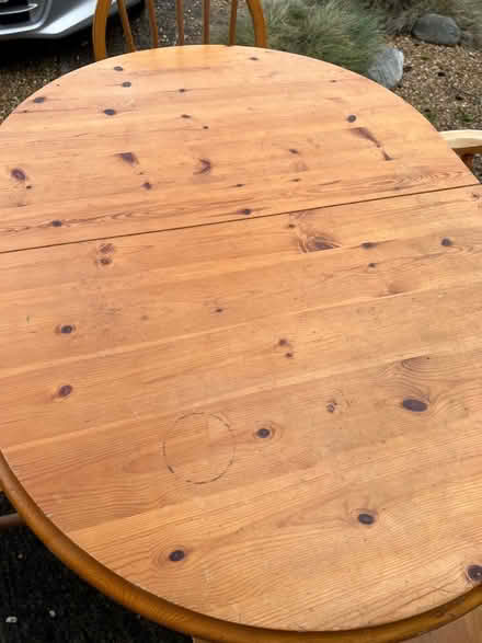 Photo of free Pine extendable dining table and chairs (Seaford BN25) #2