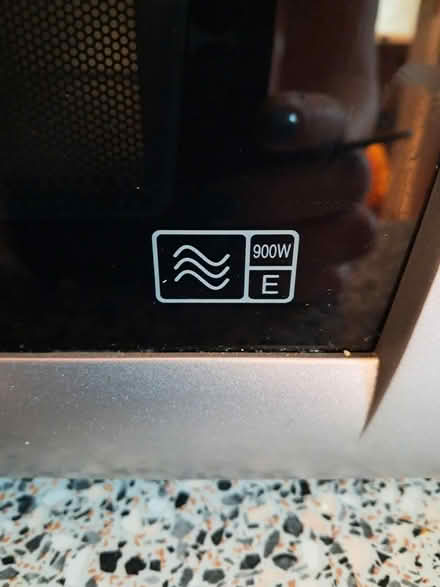 Photo of free 900 watt microwave (Offerton SK2 5LJ) #2