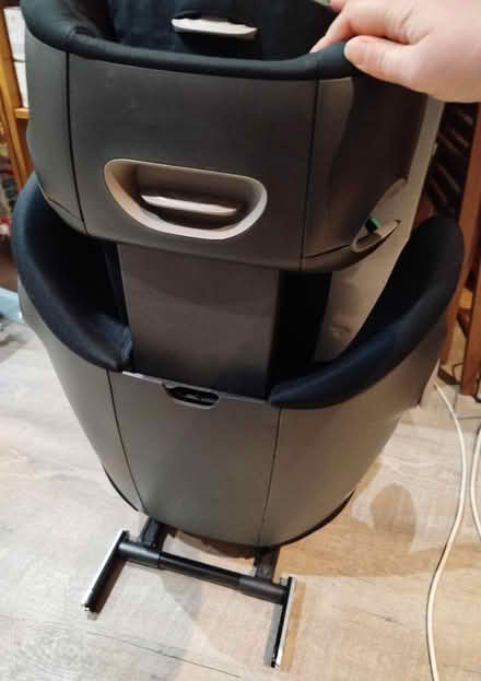 Photo of free Cybex car seat S-Fix (BS34 8GG) #3