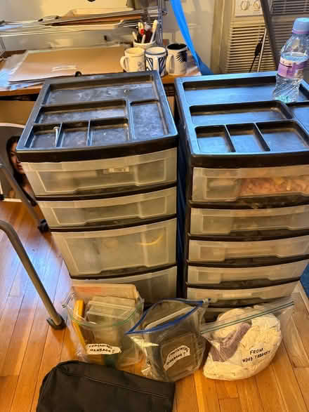 Photo of free Beautiful set of 100’s of pastels (Chelsea area 22nd street) #2