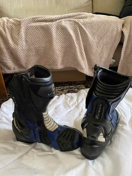 Photo of free Motorcycle boots (Mow Cop ST7) #2